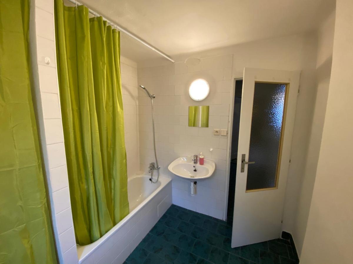 Pod Nachodskym Zamkem Apartman Kültér fotó